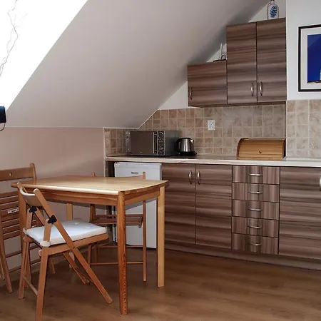 Apartman Rovna Lägenhet *